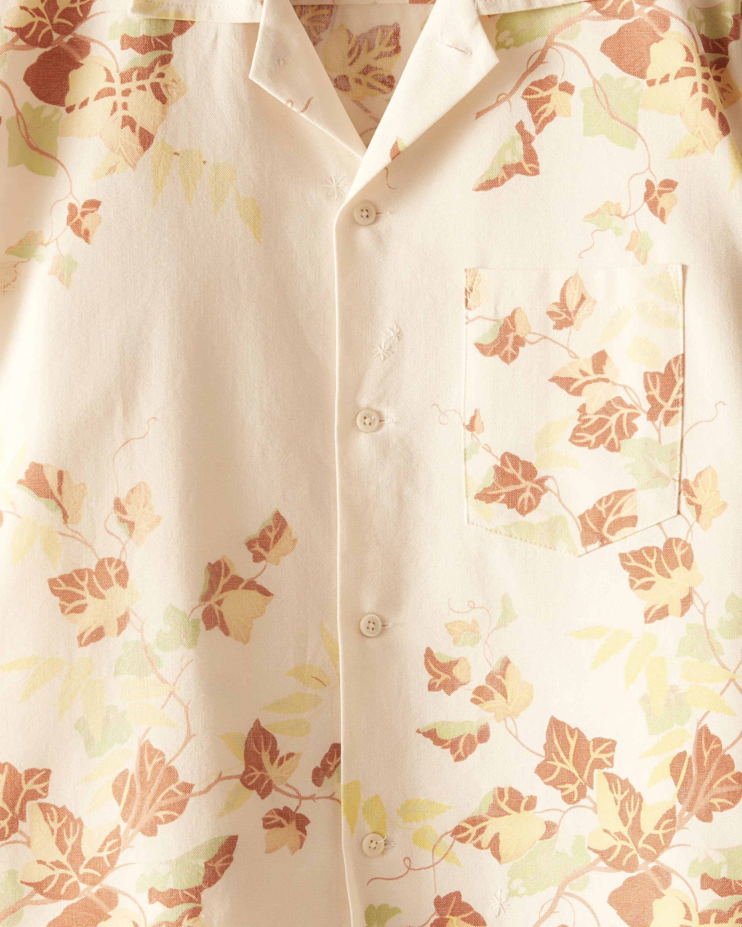 Brown Ivy Short Sleeve Shirt - M/L